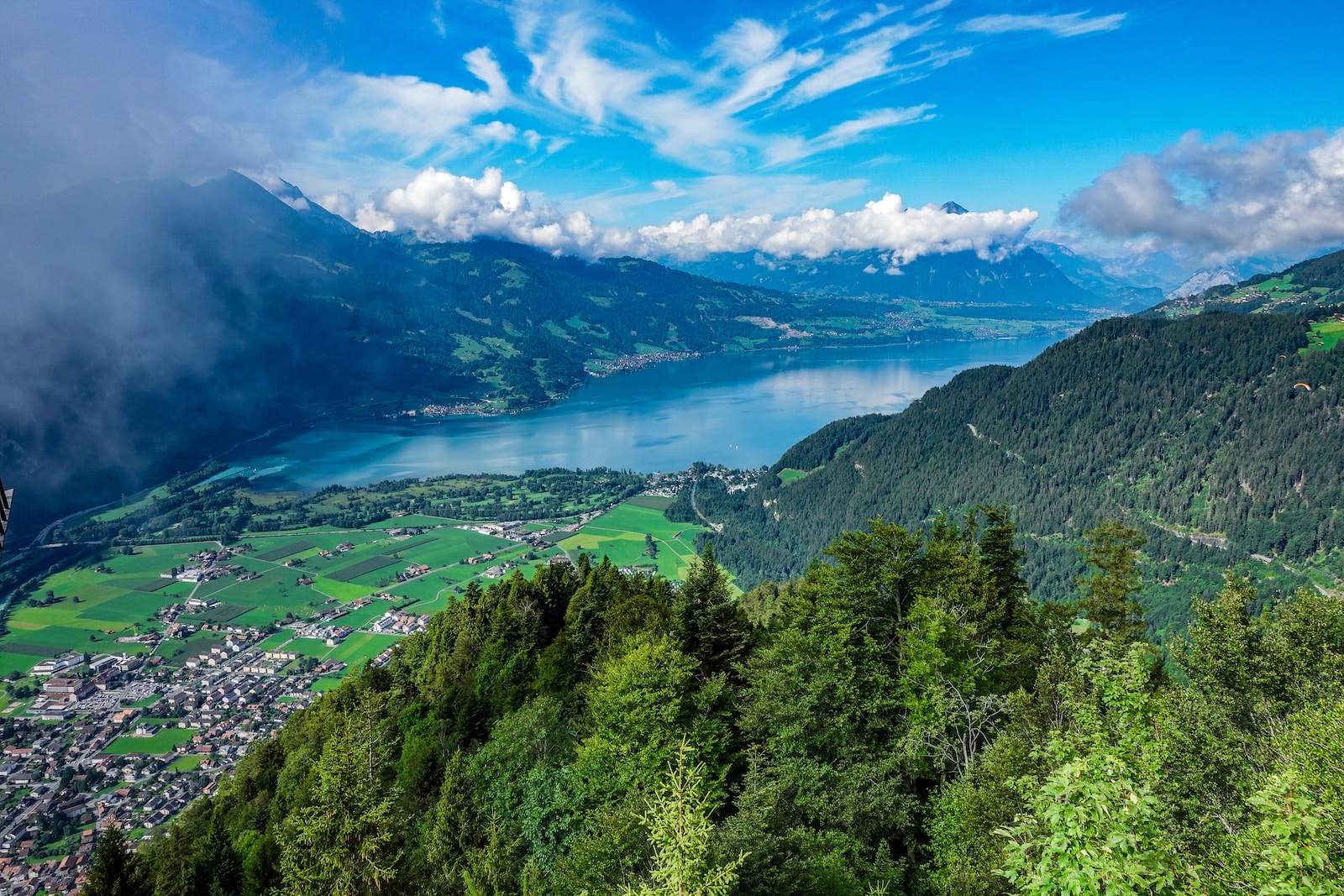 Tandem wingsuit flight over Interlaken in Switzerland with SkyVibration