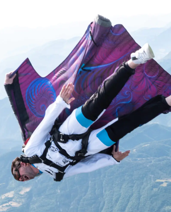 SkyVibration - Vol en wingsuit tandem