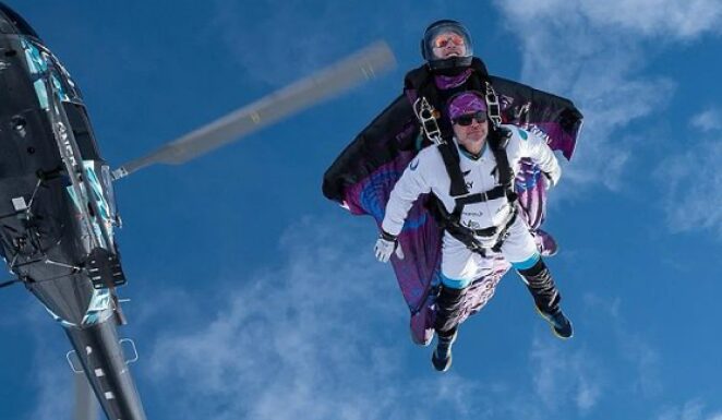 SkyVibration - Vol en wingsuit tandem