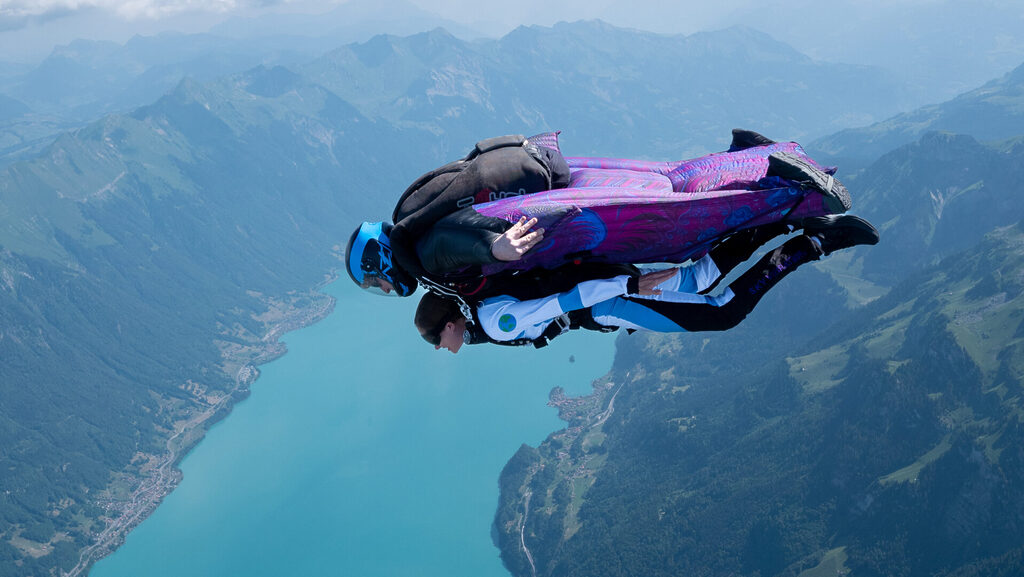 SkyVibration - Tandem wingsuit flight