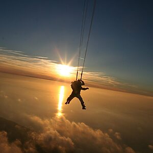 SkyVibration - Vol en wingsuit tandem