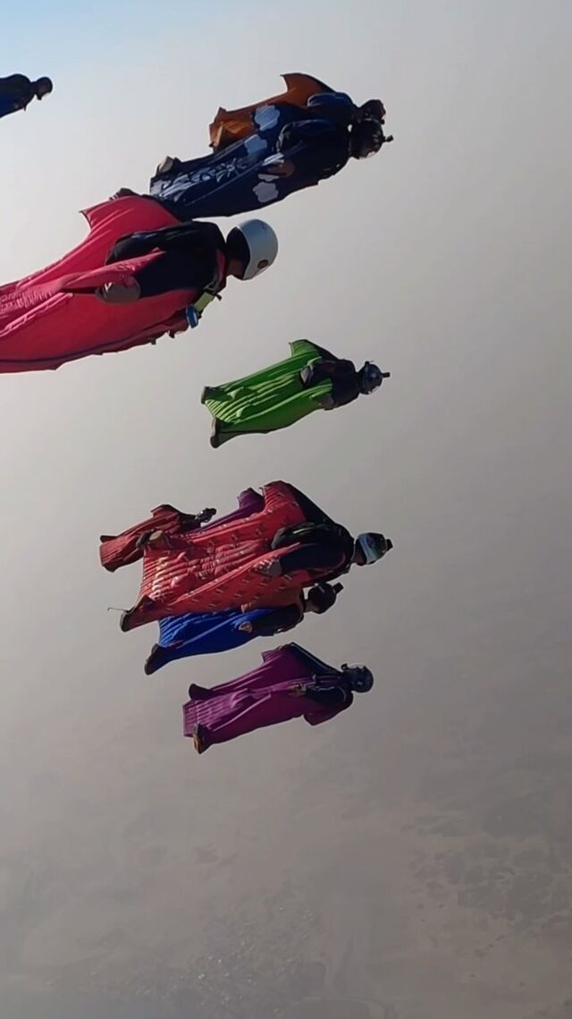 Are you ready ?😍🔥

To try a Wingsuit without any previous experience 🪂

Yes, it’s possible! You don’t have any experience but those images of wingsuit make you fantasize?🤩
 Come and discover tandem wingsuiting with Skyvibration, the only company in the world to offer this activity, from a plane or helicopter, and live man’s oldest dream in complete safety! 🤘

#wingsuit #tandemwingsuit #skyvibration #ExtremeSports #AdventureAwaits #Skydiving #basejumping #AerialAdventure#AdrenalineRush #uniqueexperience