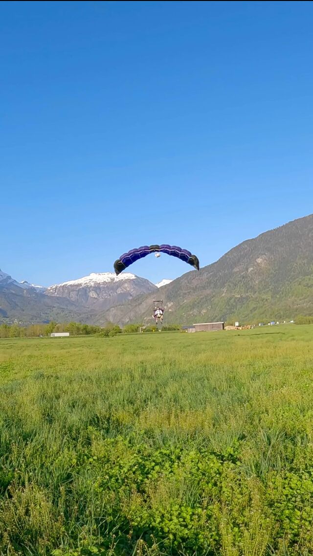 The reaction after a Wingsuit Tandem ! 😍🪂How can I describe this aerial adventure other than in wonder?🚁Touching the clouds with your fingertips, soaring like a bird, jumping thousands of metres above a magnificent landscape and coming back with stars in your eyes. Words are not enough, only emotion can tell the story of this adventure. 🔥Thank you so much to the @yestheory team, and especially @staffantaylor for this beautiful moment in the Mont Blanc area! Check their Video on their YouTube channel!Come and try this incredible experience ! Book your tickets on our website (link in bio) 💜📲Follow us for more wingsuit content !#emotions #skyvibration #wingsuit #tandemwingsuit #gift #giftideas ##skydiving #skydiver #skydive #sensation