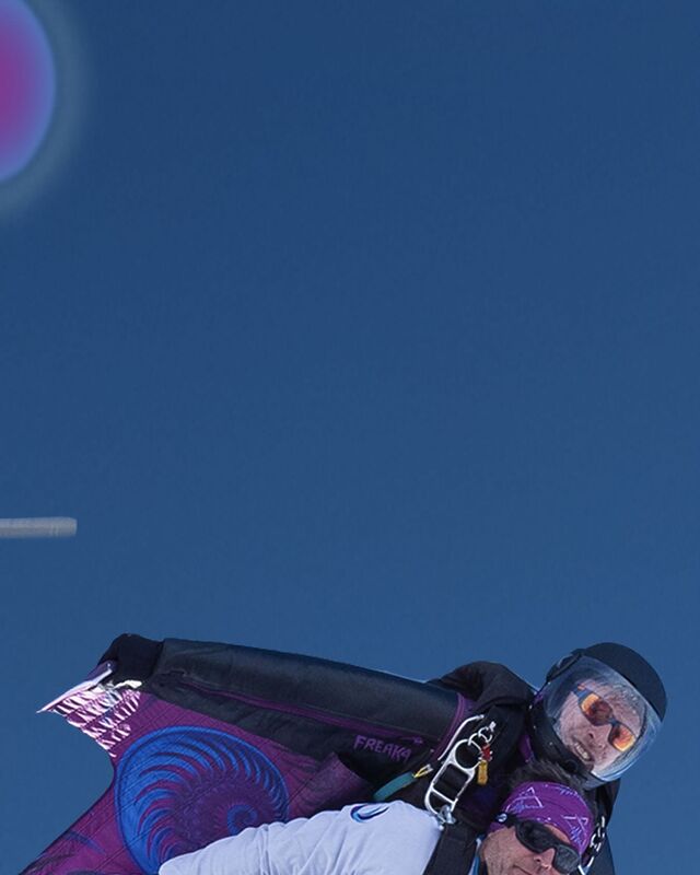 SkyVibration - Vol en wingsuit tandem